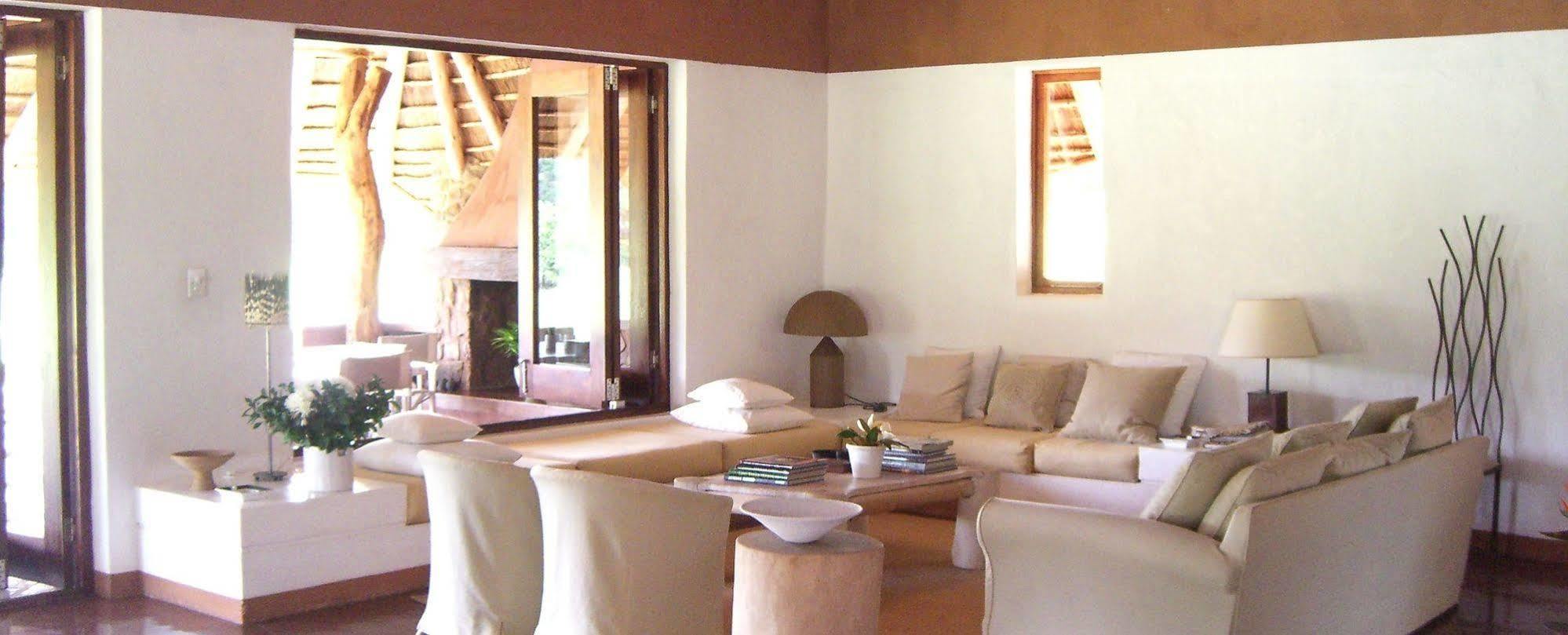 Zebras Crossing Private Game Lodge Modimolle Exterior foto